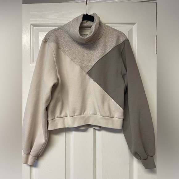 Abercrombie & Fitch color block turtle neck sweater sweatshirt Size XS - Picture 3 of 6
